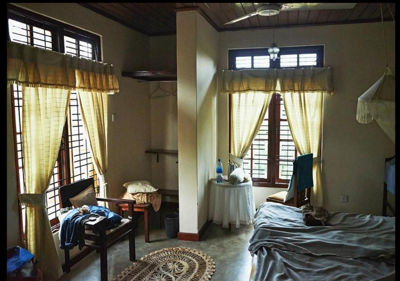 Lake Bungalow Hotell Kandy Exteriör bild